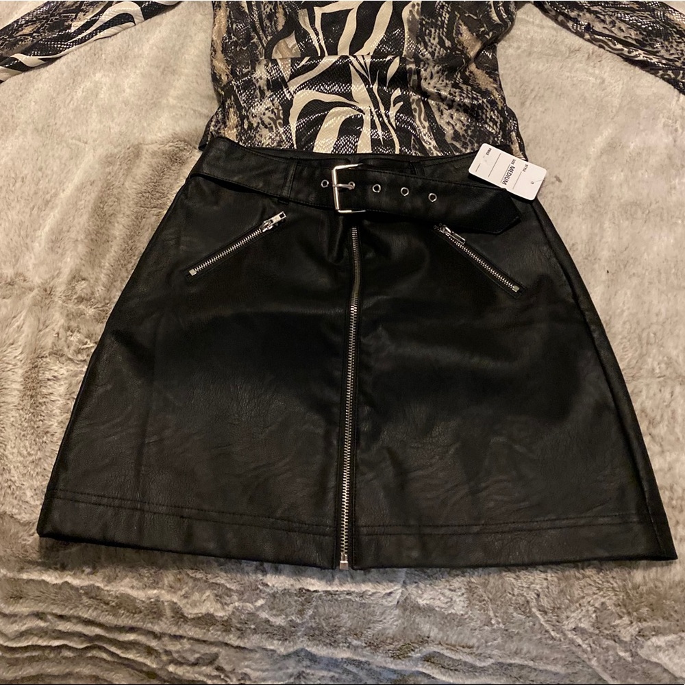 Leather skirt